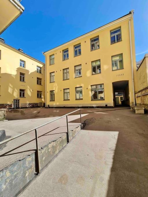 Stylish Studio In Downtown Helsinki Exterior photo